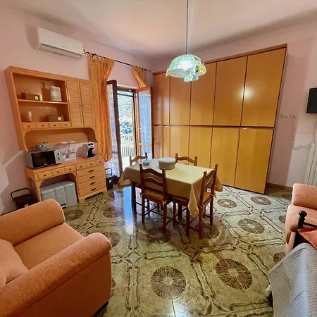 La Casa Di Luisa 3 *