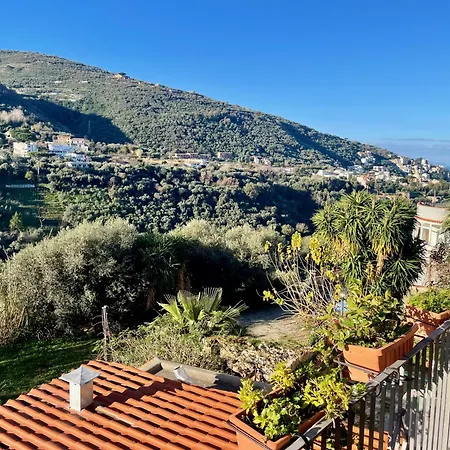 La Casa Di Luisa 3 *