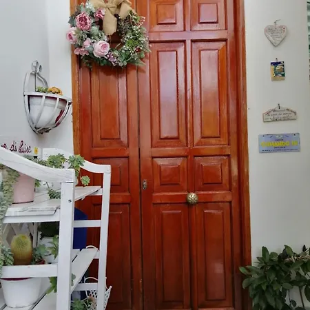 La Casa Di Luisa Di 3 Tutto Per Te Gasthof Vico Equense